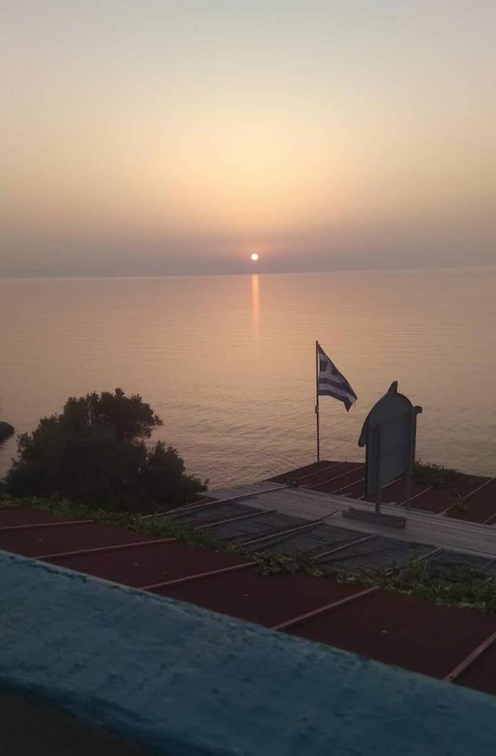 Aparthotel Delfini Akhladherí Exterior foto